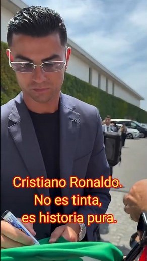 ​¿El ÚLTIMO autógrafo de Cristiano Ronaldo? 💔😭 #cr7 #fútbol