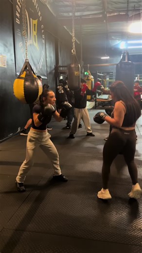 Mastering Footwork with Expert Training