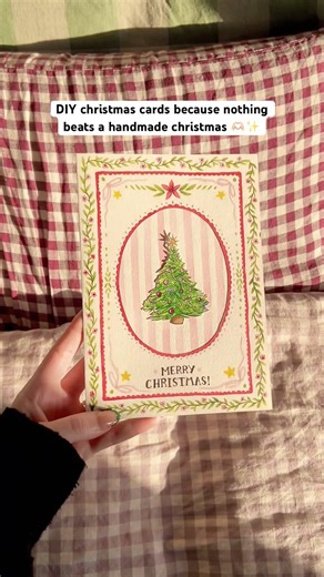 making your own christmas cards is such a fun and easy way to get crafty this christmas!! 🎄