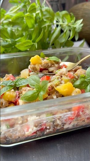 Exotischer Mealprep Linsensalat mit Mango