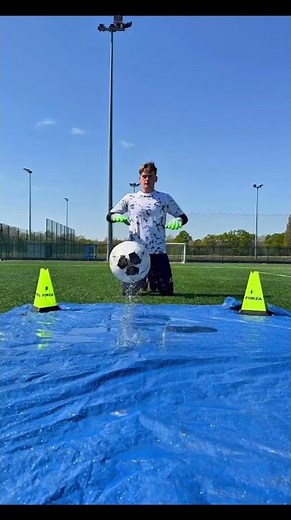 Why Is This Liquid Important For The Goalkeeper 🤔⚽