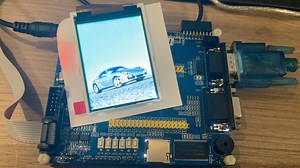 FPGA驱动TFT屏显示图片，在电脑端将图片转成二进制文件，然后通过串口发送到开发板，利用开发板上的Sdram进行缓存，然后把整张图片显示到TFT屏上。