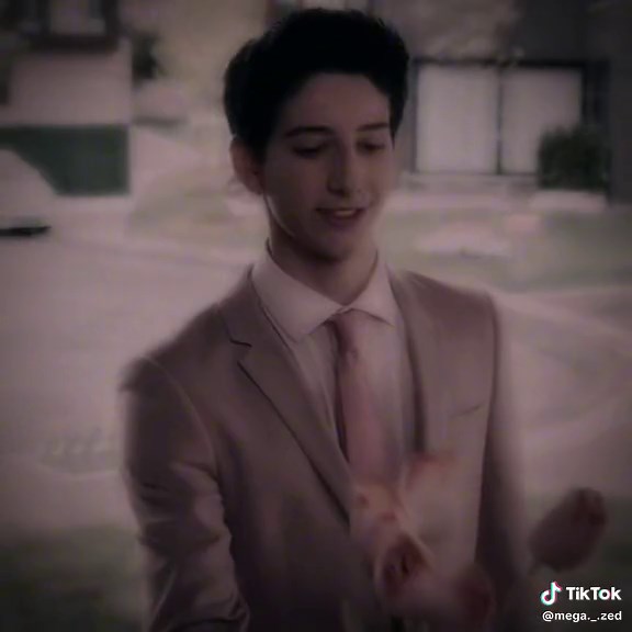 “Yes Zed!” we all say in unison || #zednecrodopolisedit#zednecrodopolis#milomanheim#milomanheimedit#edit#fyp#foryoupage#viral#disneyzombies