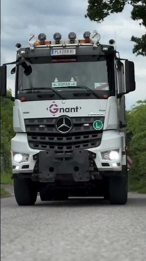 BEASTLY AROCS abroad. 😎🚛