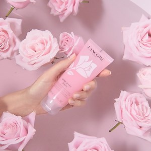 7.5K views · 385 reactions | Stressed about Holiday shopping? Treat...