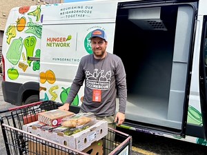 This food rescue program saves groceries from waste, feeds Cleveland communities – and it needs volunteers