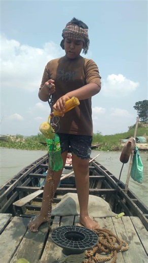 catching Salmon fish With banana tree bait throwing in River. # hookfishing # bait # reels