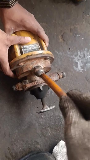 Exhaust Bypass Valve (Wastegate) is the only thing standing between a high-output engine and total destruction. ​How it works: ​It monitors manifold pressure via a spring-loaded diaphragm. Once the target boost is reached, the valve lifts, diverting excess exhaust gas around the turbine wheel. This regulates the turbo’s RPM and stabilizes intake pressure. ​What happens if it fails? ​Failed Closed (Over-boost): The turbo spins beyond its structural limit. Result? Detonation, blown head gaskets, o