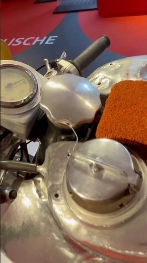 Ein Traum der Motorrad Renngeschichte. NSU Fox