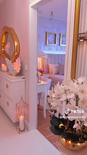 #creatorsearchinsights Pink Room Airbnb @Juliet Agwang #Kampalaspaces #KampalaSpacesapartments #Airbnb DISCLAIMER: NOT ORGINAL CONTENT