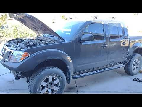 Nissan Frontier body lift