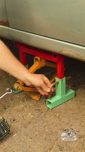Smart Car Jack Hack for Safer, Faster Lifting ⚙️🚗