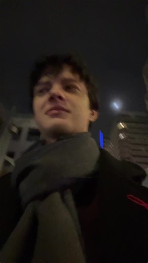 holding up his princess dress so it doesn't drag hashtag sheriarty @Certified Mad Scientist 🐦‍⬛ #sheriarty #sacanime #sherlockholmes #moriarty #sacanime2026