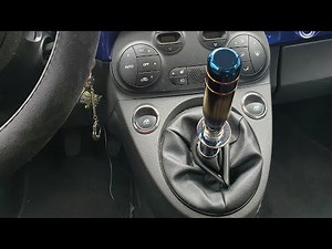 How to replace the gear knob in the Fiat 500?
