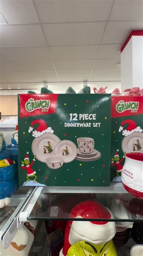 1.9M views · 14K reactions | The Grinch Christmas dish ware collection at HomeGoods #thegrinch #homegoods #Christmas #fblifestyletyle | Sway’s Deals | Facebook