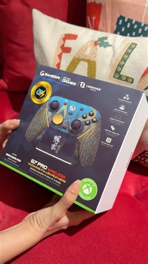 This GameSir Controller Sounds TOO Satisfying 👀🎮 (ASMR Unboxing)