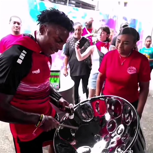 Amazing Music From a Frying Pan?