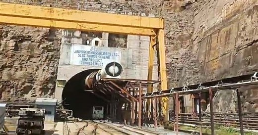 Telangana Tunnel Collapse: 8 Workers Trapped, PM Dials Chief Minister |