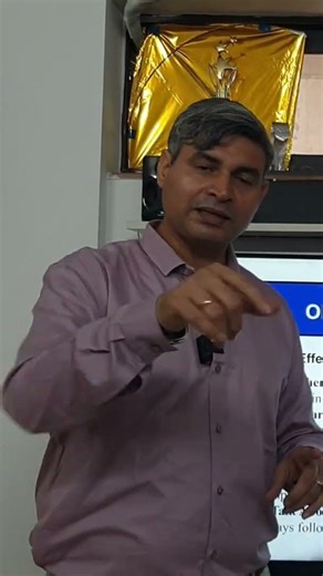 Green or White Helmet on Site? Know the Difference!