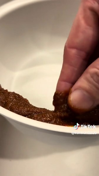 寒い日にぴったりの牡蠣の土手鍋レシピ