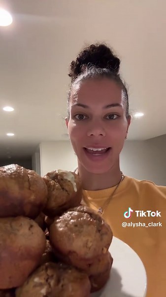 Delicious Homemade Banana Nut Muffins Recipe