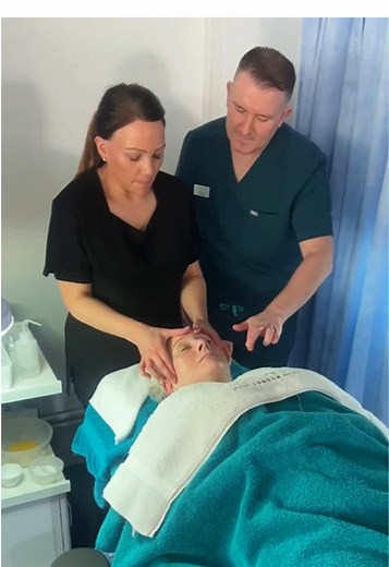 ✨ Take Your Facial Treatments to the Next Level with Hands-On Skincare Training! ✨ Calling all professional therapists! Join us for an interactive, confidence-boosting training day designed to refine your skills and enhance your treatments. 🙌 💆‍♀️ Skincare – Hands-On & Troubleshooting 💆‍♀️ ✔️ Master facial techniques with expert guidance ✔️ Work with the full Eve Taylor® skincare range ✔️ Discover insider tips to elevate your treatments ✔️ Boost confidence to maximise results & revenue This p