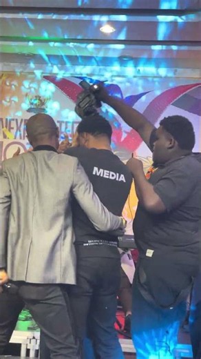 Happy New Month POV: Your job was to capture the service... now the anointing captured you 🤣