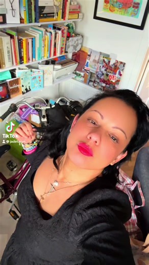 Life Lately as a Freelance, Entrepreneurial baddie, going through the ACAS process to pursue unfair dismissal. How awful! Happy New Year to all my fellow baddies who stand up for themselves and comit to doing the right thing. Even when it’s really hard! We can do Hard Things! #womeninleadership #girlboss #fy #womenwhoride #dream