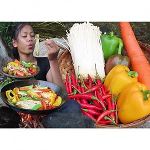 Easy food for Survival- Cooking Mushroom with Carrots and Bell peppers for Food ideas - Awesome Chef -------------------------------------------- Credit By Primitive Survival Skills | Awesome Chef