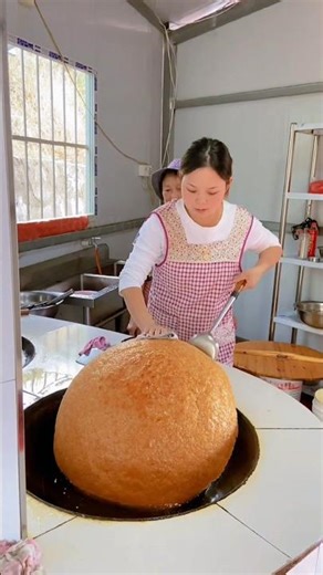 Turn Leftover Rice Into a Crispy Snack 😲