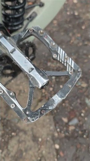 Pedal cracked #mtb #bikeriding #mountainbike #mtb #bicycle