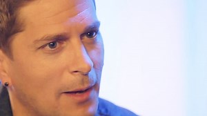 Watch Rob Thomas Talk Rock-Star Excess, New Solo LP