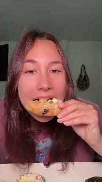 Crumbl full eating video! :) #crumblcookies #crumble #cookies #mukbang #foodasmr #shorts