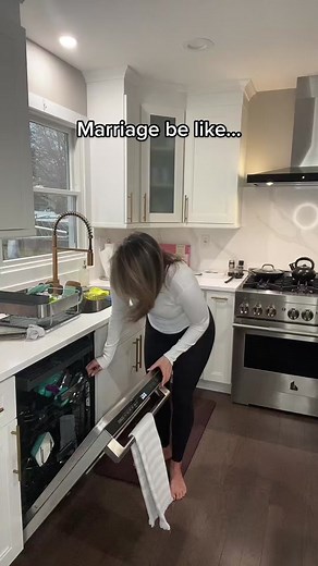 Welcome to married life 😂 😇 #husbandandwife #marriedlife #marriagehumor #couplecomedy