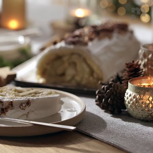 Tirez-vous une bûche et dégustez cet incontournable du temps des Fêtes, en version simplifiée et facile à réaliser! Pour la recette de Savourer par Geneviève O'Gleman: https://bit.ly/3s5L9su | Mordu