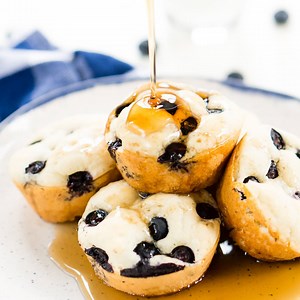 16K views · 135 reactions | BLUEBERRY PANCAKE MUFFINS are a simple, portable, 4-ingredient breakfast or snack both you and your kids will love. Perfect for Back to School! FULL RECIPE: https://www.sugarandsoul.co/blueberry-pancake-muffins/ | Sugar & Soul | Facebook