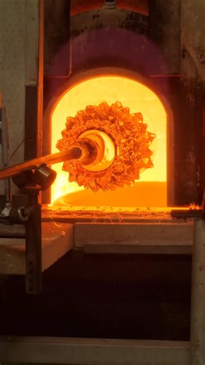 2K views · 1.5K reactions | Molten glass, skilled hands, timeless beauty. Watch a Original Murano Glass OMG vase come to life. #muranoglass #glassart #muranovase #muranosculpture #madeinitaly #giftidea #venicefurnace | Original Murano Glass Store in Venice Italy, since 1291 | Facebook