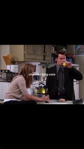 Best Moments of Chandler Bing and Rachel Green from Friends