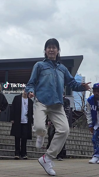 Floating Like a Wizard: Memphis Dance Styles