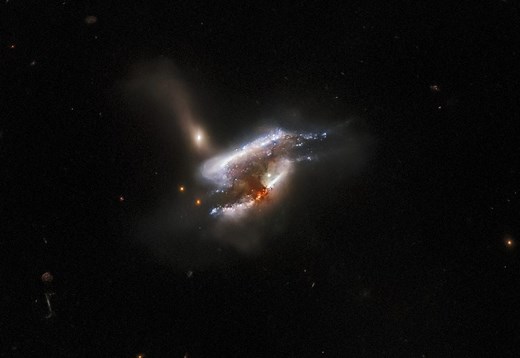 Three galaxies are tearing each other apart in stunning new Hubble telescope image