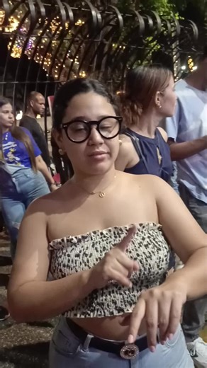 A las dos nos vamos. 😂 @Josy Pastrano @KARLEDYS NAILS ESTUDIO✨ @Karledysnails @Karledys15