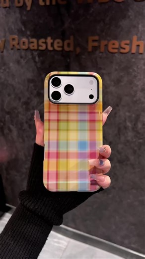 Found the perfect case for spring! 🌈✨ This plaid pattern is everything. It literally matches every outfit and the colors are so vibrant! 💖 If you want your phone to stand out, this is IT.#phonecase #iphone17promax #springfashion #tiktokshopfinds #aesthetic