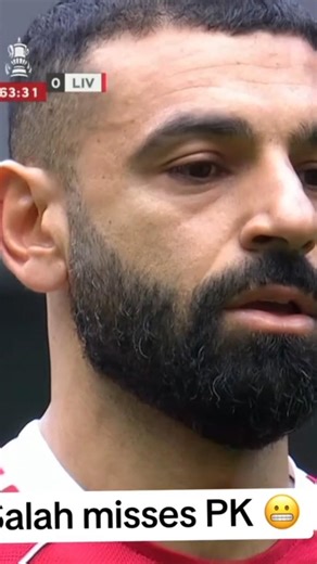 Mo #Salah can't convert from the spot here. #liverpool #football #soccer #futbol