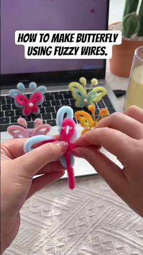 How to make butterfly using fuzzy wires. #fuzzyflowers #crafting #tutorial