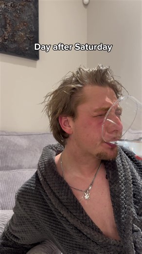 Wie wordt er ook zo wakker in het weekend?