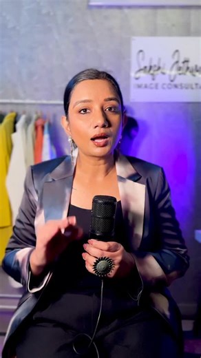 Sakshi Jethwani | Image Consultant on Instagram: "Bangle & Outfit Color Combinations ✨🧿 . . #personalstylistindia #imagecoach #wardrobeconsultant #stylewithsakshi #virtualstylist"