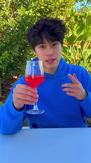 Stokes Twins. (@stokestwins.number1)’s videos with nhạc nền - Stokes Twins.