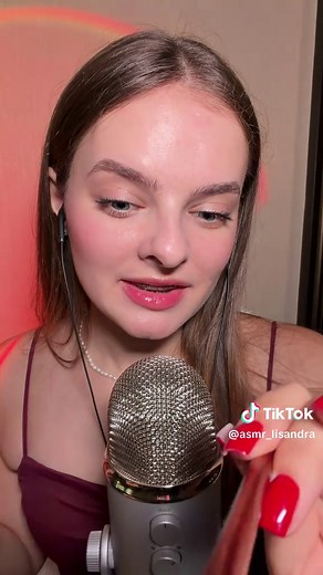 ASMR lip gloss smudge sounds | wooden triggers for sleep