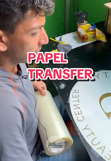 Como aplicar papel transfer a vinil de recorte ✨ #transfer #vinil #recorte