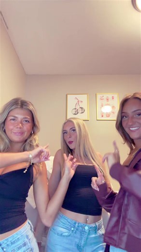 Copy and paste outfits with roomies | Outfits